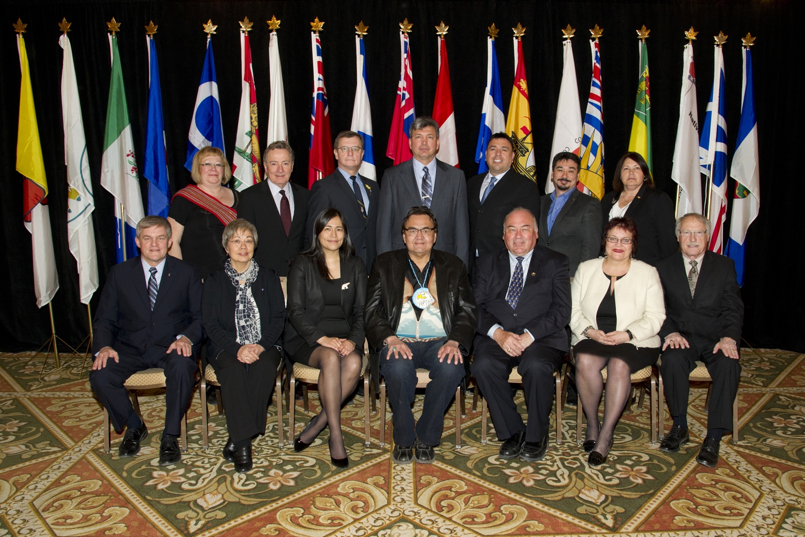 Photo officielle - Réunion des ministres provinciaux et territoriaux responsables des affaires autochtones et des dirigeants des organismes autochtones nationaux